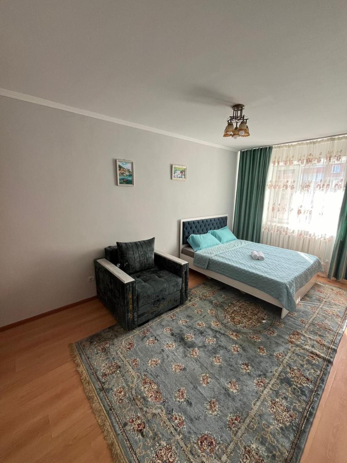 Cosy flat in the city center Taldykol 外观 照片